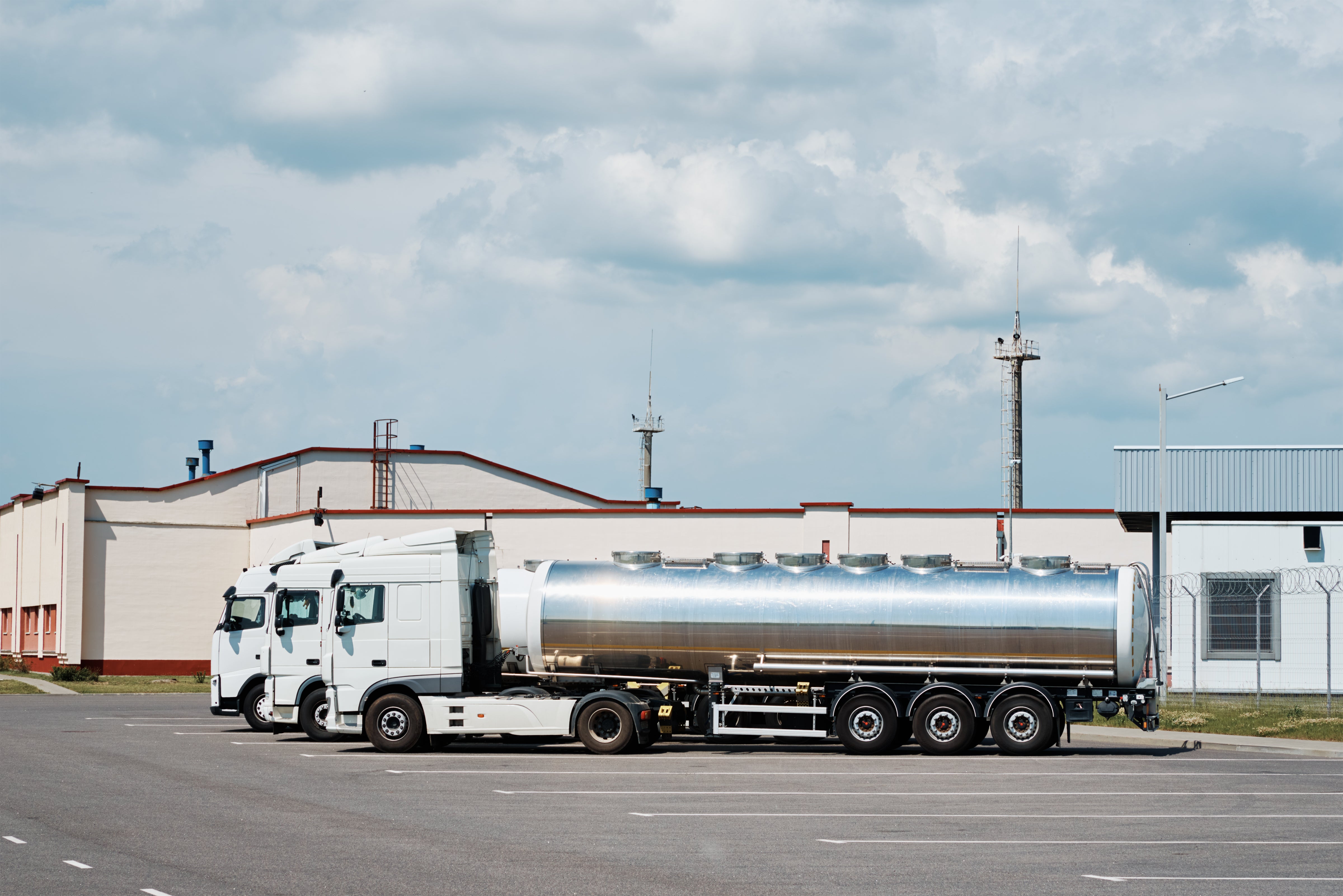 Guide to Selecting the Best Truck Chrome Detailing McCoy's Truck